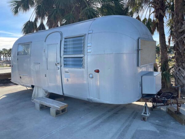 1963 airstream 22ft Safari