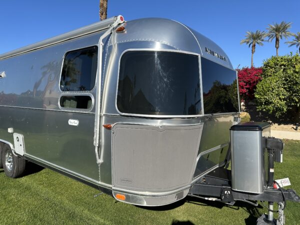 2023 AIRSTREAM FLYING CLOUD 27 - Image 17