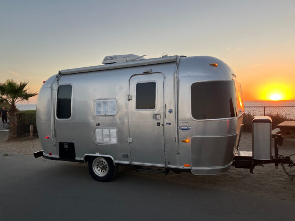 2006 Airstream Bambi 19 ft