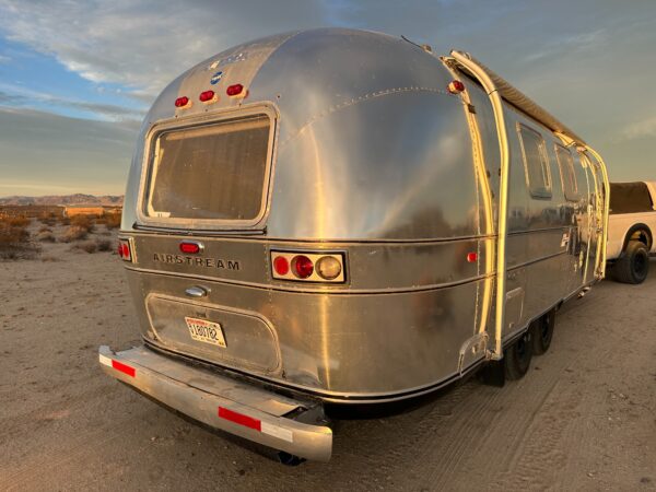 1972 Airstream Overlander International - Image 5