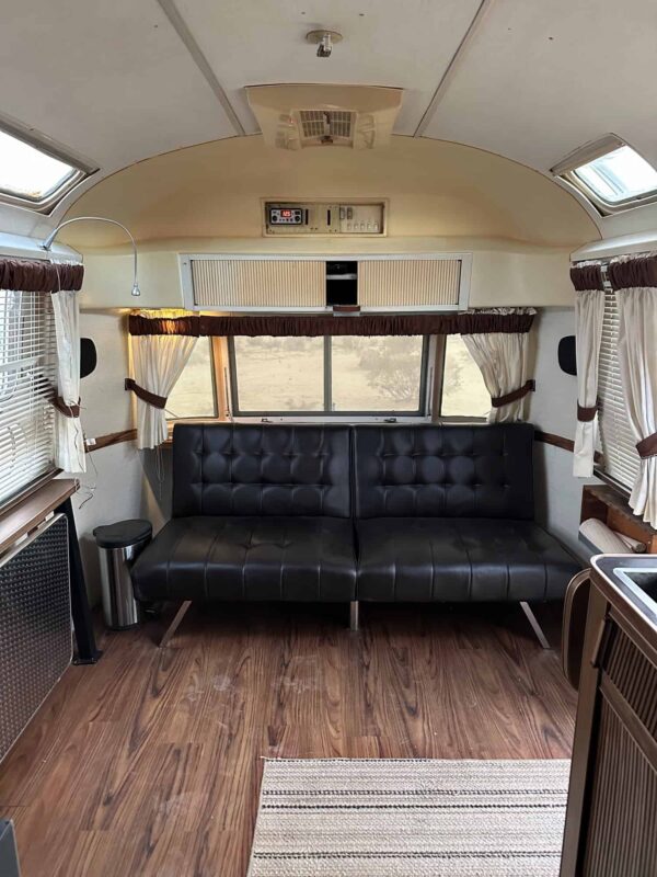 1972 Airstream Overlander International - Image 8