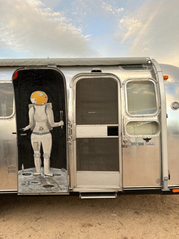 1972 Airstream Overlander International - Image 9