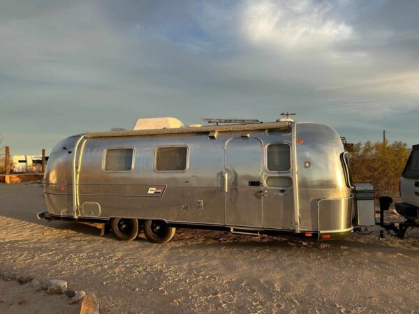 1972 Airstream Overlander International - Image 19